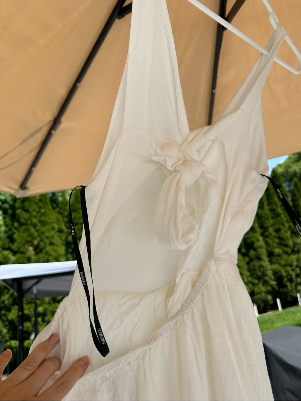 Forever 21 Cream Twist-Front V-Neck Maxi Dress - Picture 7 of 9